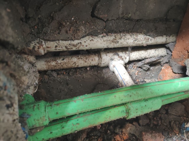 成都消防水管漏水检测维修.客厅漏水检测维修